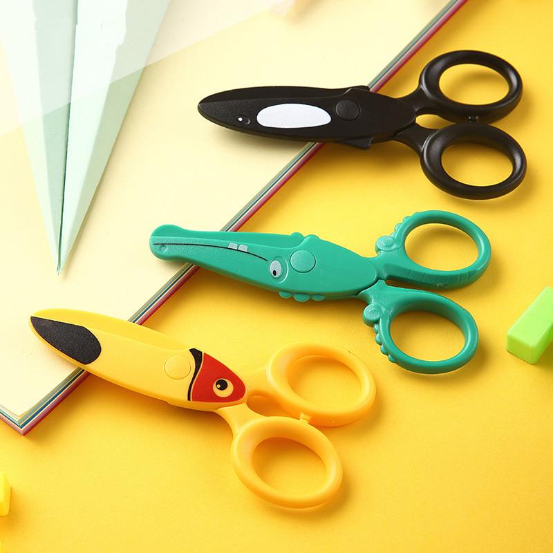 * 3 Buah Gunting Plastik Anak- - Art Craft Preschool ulasan dan harga